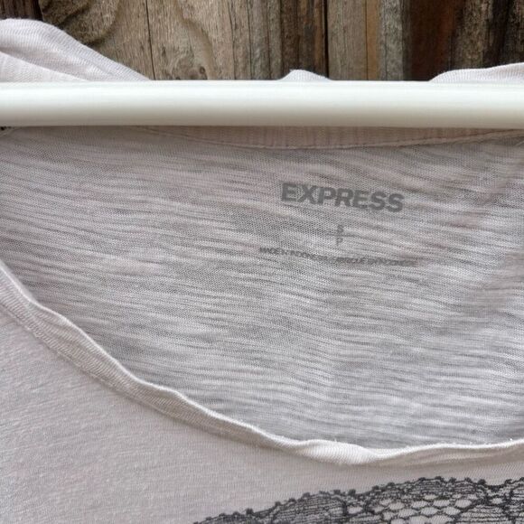 Express t-shirt short sleeve lace size small petite - Picture 7 of 9